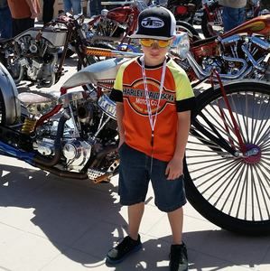 Meet your Posher, Casey